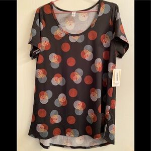 LuLaRoe classic T.